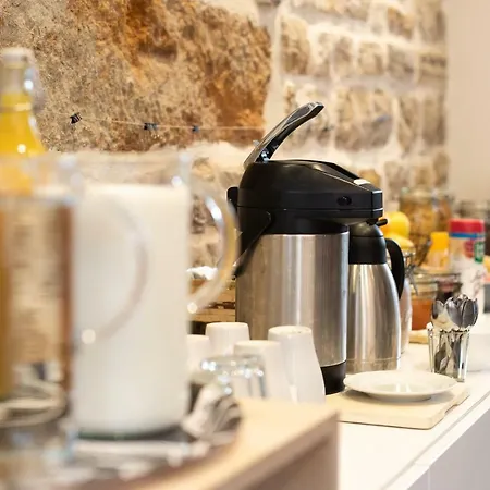 Slo Saxe Hostel Lyon