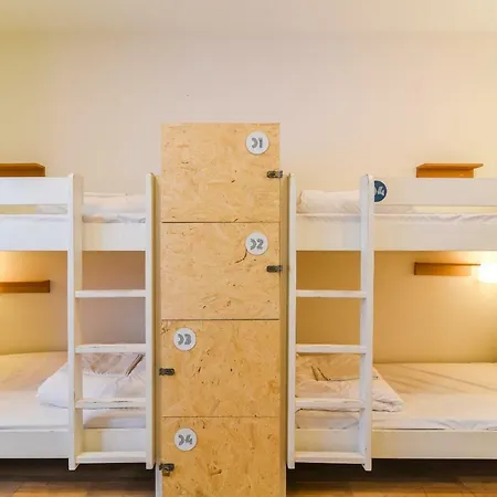 Slo Saxe Hostel *