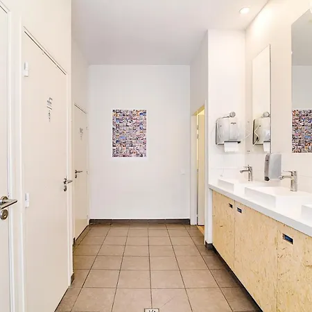 Slo Saxe Albergue Lyon