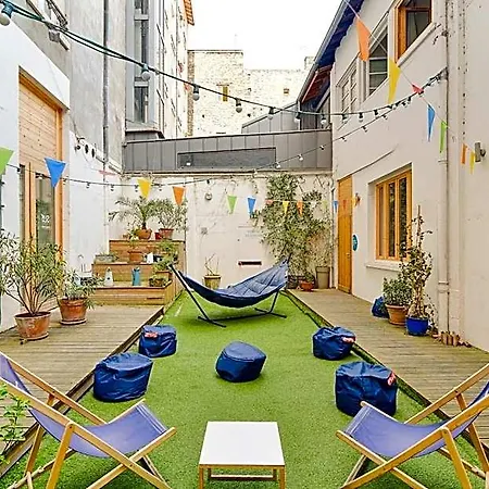 Hostel Slo Saxe Λυών