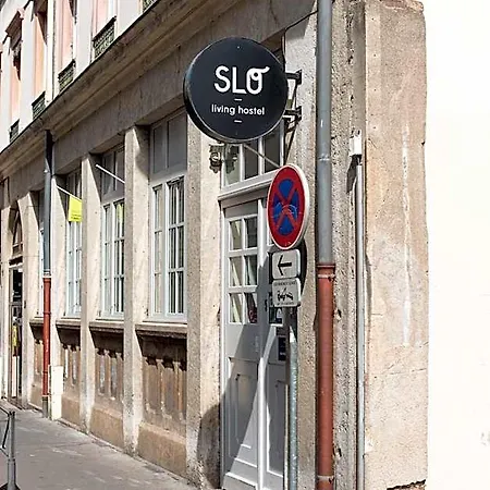 Slo Saxe * 리옹