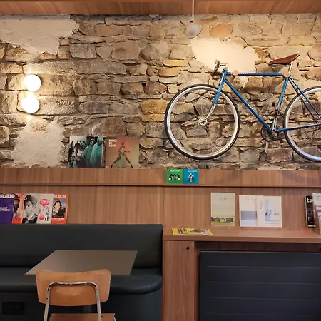 Slo Saxe Hostel