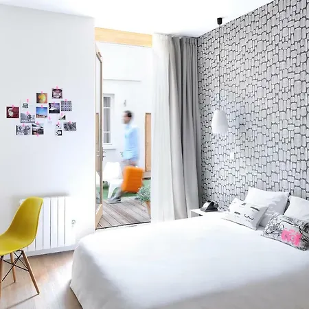 Slo Saxe Hostal