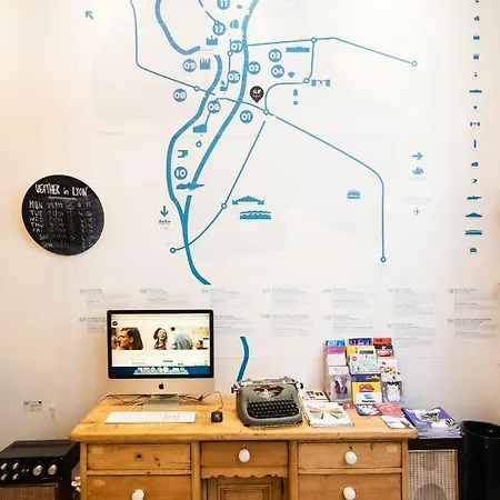 Albergue Slo Saxe Lyon