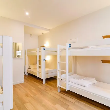 Hostel Slo Saxe *