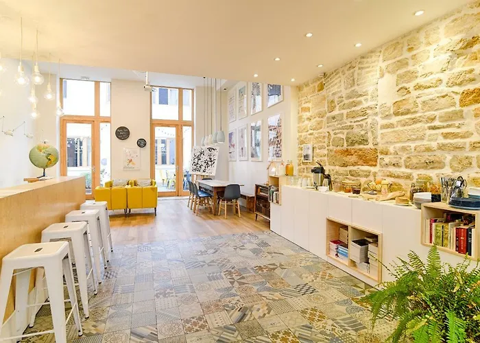 Slo Saxe Hostel Lyon
