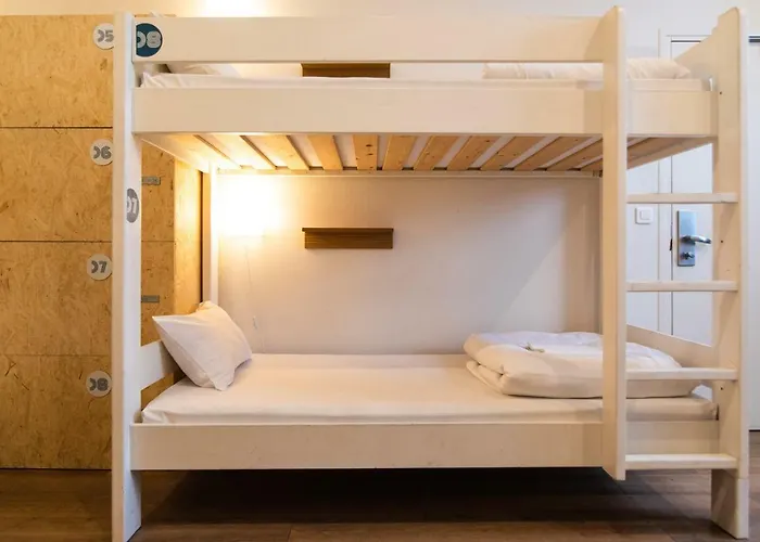 Slo Saxe Hostel