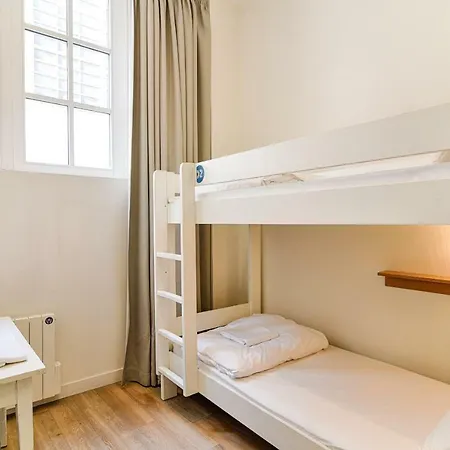 Slo Saxe Hostal Lyon