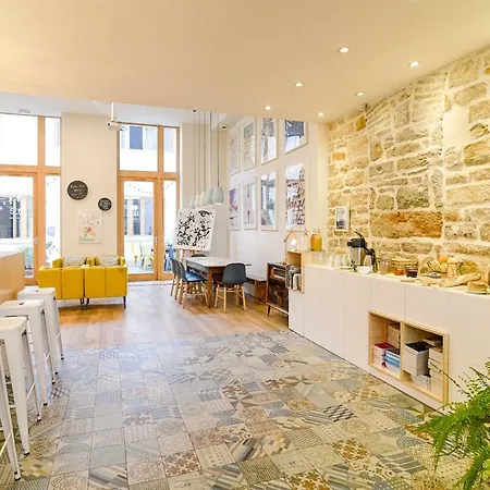 Slo Saxe Hostel Lyon