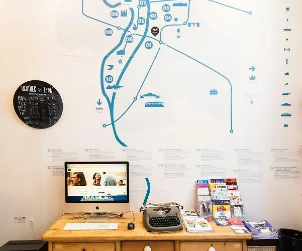 Ostello Slo Saxe Lione